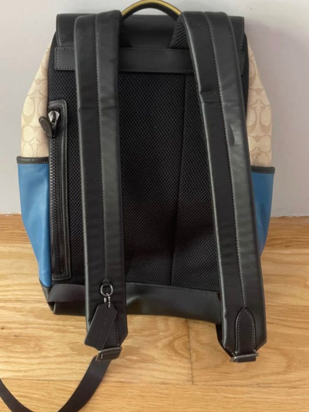 Coach Track Backpack in Color Block Signature Canvas - Picture 2 of 4